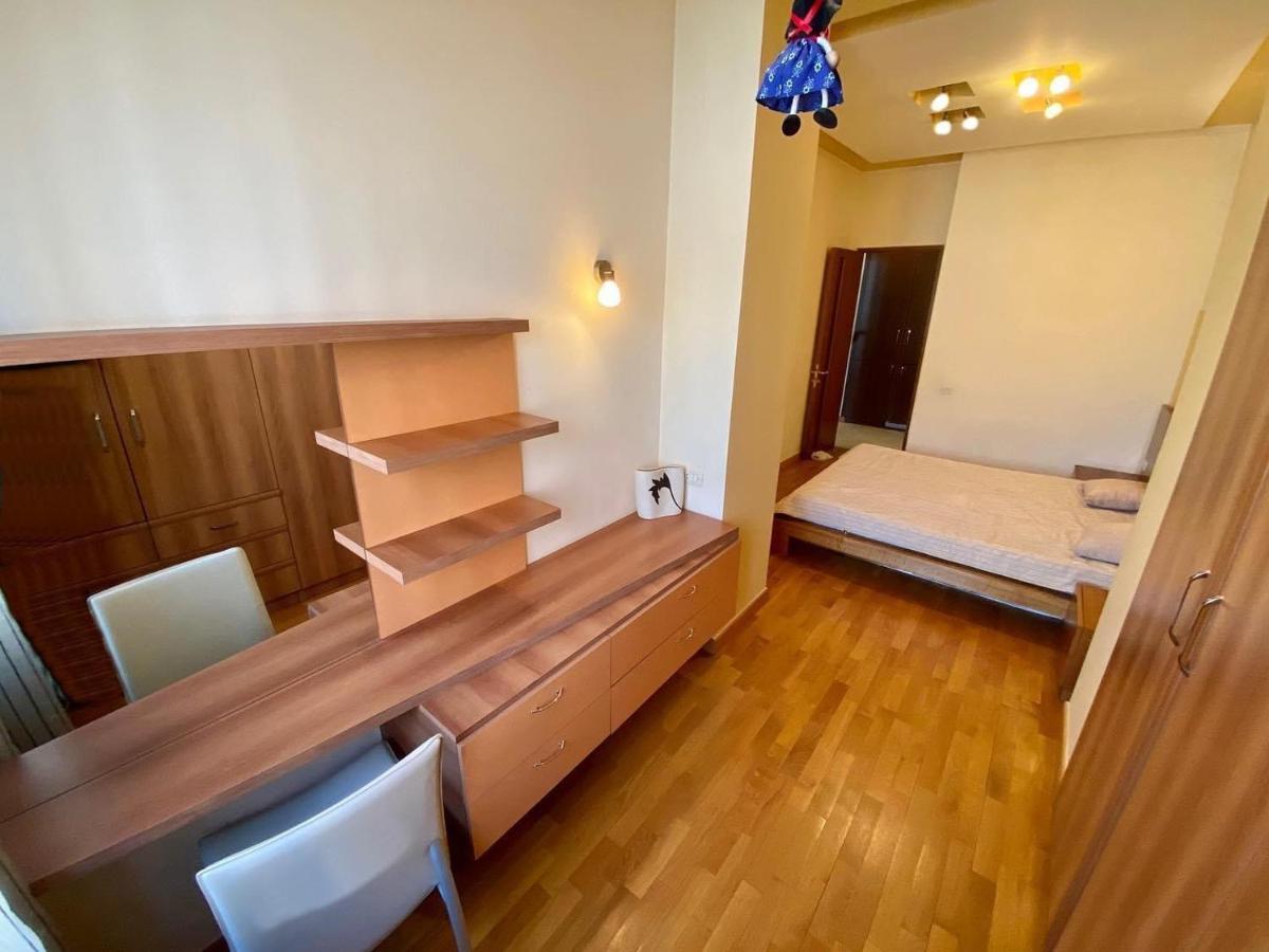 City Center Cute Flat 3 Rooms Yerevan Luaran gambar